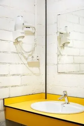 Ortak Ranzalı Oda, Karma Ranzalı Oda (12 - bed room)