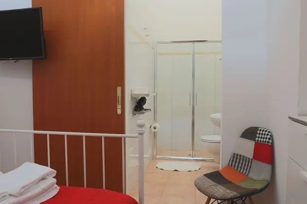 Classic Tek Büyük Yataklı Oda