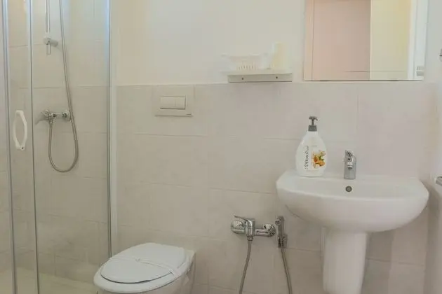 Classic Tek Büyük Yataklı Oda