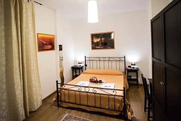 Deluxe Tek Büyük Yataklı Oda, Birden Çok Yatak, Özel Banyo