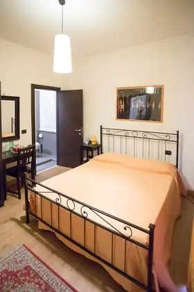 Luxury Tek Büyük Yataklı Oda, Banyolu/Duşlu