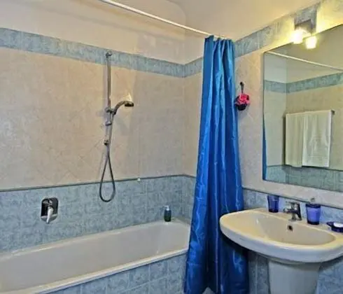 Superior Tek Büyük veya İki Ayrı Yataklı Oda, 1 Büyük (Queen) Boy Yatak