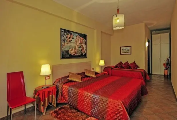 Üç Kişilik Oda, 1 Yatak Odası