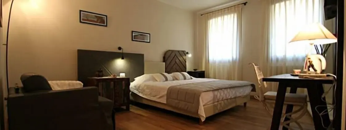 Tek Büyük Yataklı Oda (El Cerin)