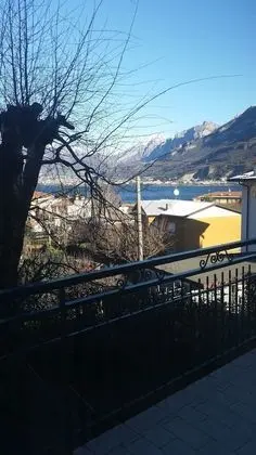 Oda, Göl Manzaralı