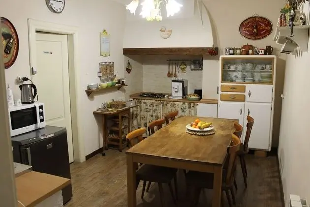 Tek Büyük Yataklı Oda, Ortak Banyo