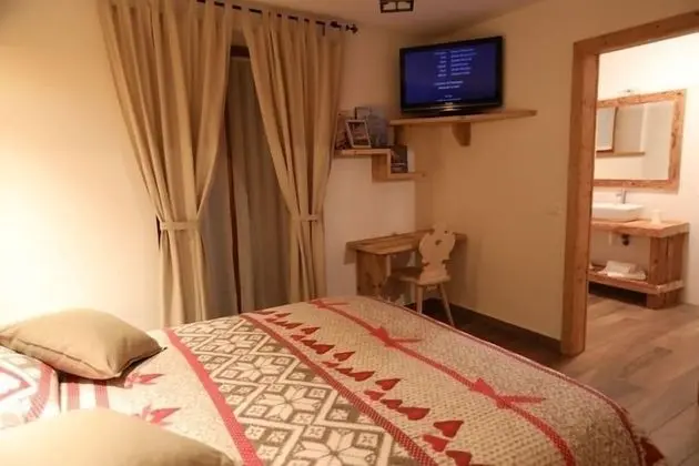Tek Büyük Yataklı Oda, Balkon (Sognalibro)