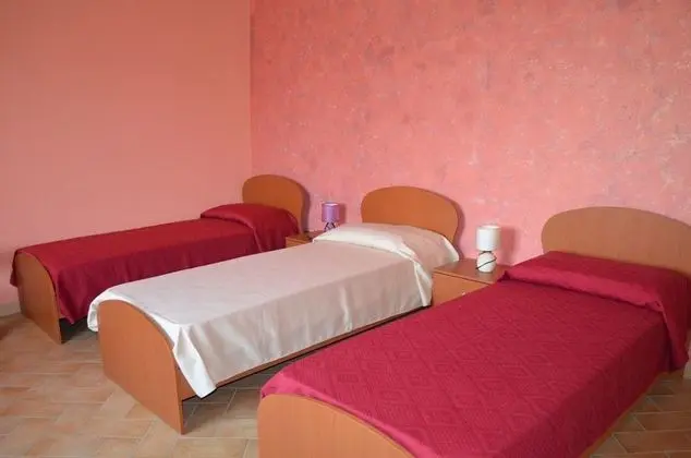 Üç Kişilik Oda, Ortak Banyo