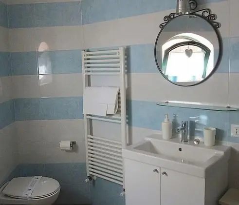 Comfort Tek Büyük veya İki Ayrı Yataklı Oda
