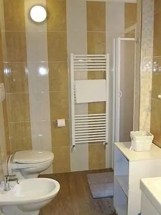 Comfort Tek Büyük veya İki Ayrı Yataklı Oda