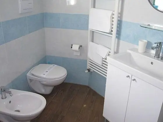 Comfort Tek Büyük veya İki Ayrı Yataklı Oda