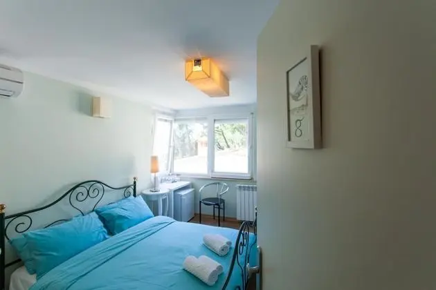 Tek Büyük Yataklı Oda, Kısmi Deniz Manzaralı