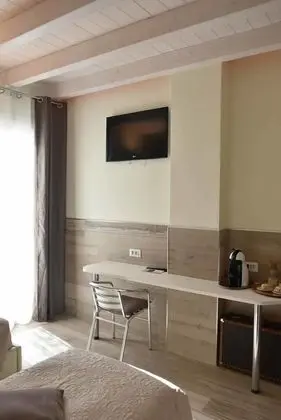 İki Ayrı Yataklı Oda, Ek Bina (Gemelli)