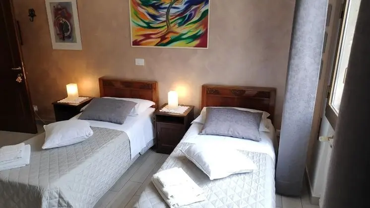 Tek Büyük veya İki Ayrı Yataklı Oda, Banyolu/Duşlu, Şehir Manzaralı