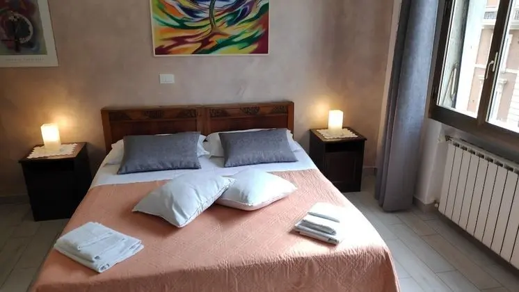 Tek Büyük veya İki Ayrı Yataklı Oda, Banyolu/Duşlu, Şehir Manzaralı