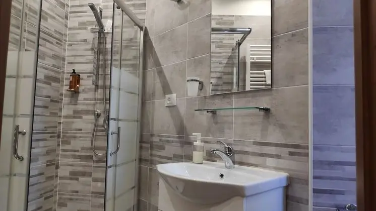 Tek Kişilik Oda, Banyolu/Duşlu