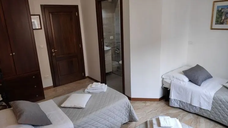 Üç Kişilik Oda, Banyolu/Duşlu, Şehir Manzaralı