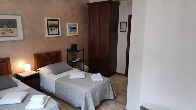 Üç Kişilik Oda, Banyolu/Duşlu, Şehir Manzaralı