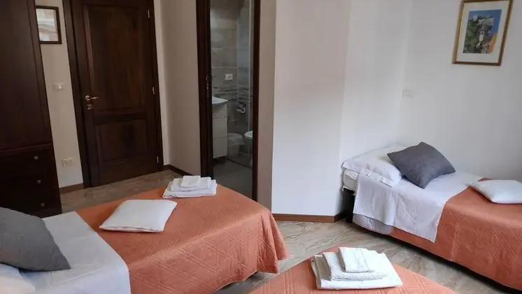 Üç Kişilik Oda, Banyolu/Duşlu, Şehir Manzaralı