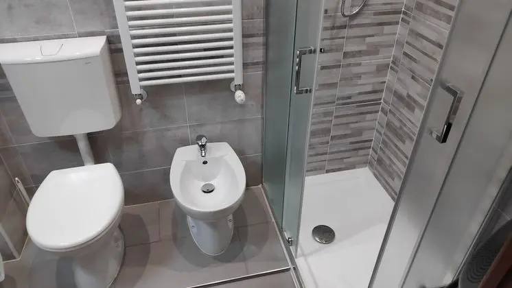 Üç Kişilik Oda, Banyolu/Duşlu, Şehir Manzaralı