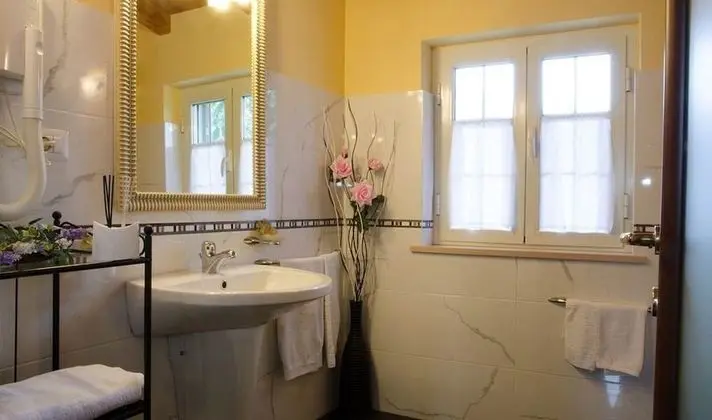 Superior Üç Kişilik Oda, Bahçe Manzaralı