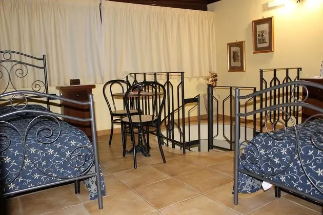 Deluxe Üç Kişilik Oda, Şehir Manzaralı