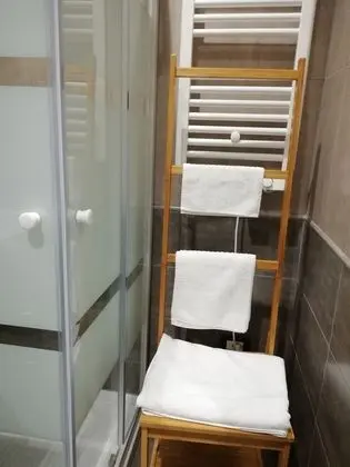 Basic Tek Büyük Yataklı Oda