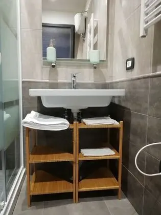 Basic Tek Büyük Yataklı Oda