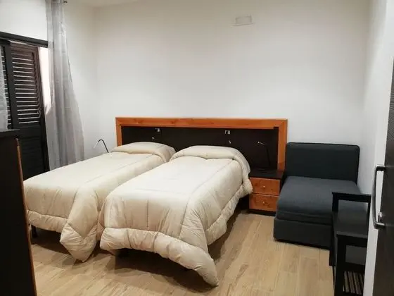 Basic Üç Kişilik Oda