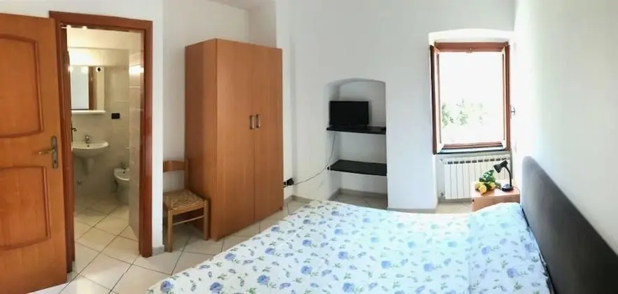 Tek Büyük Yataklı Oda, 1 Büyük (Queen) Boy Yatak, Sigara İçilmez