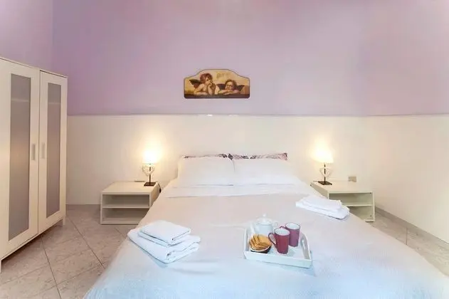 Tek Büyük Yataklı Oda, Ortak Banyo