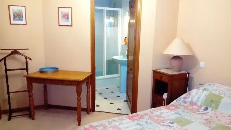 Tek Büyük Yataklı Oda (Rose)