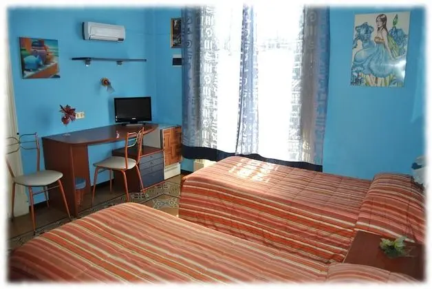 Basic Tek Büyük veya İki Ayrı Yataklı Oda, Birden Çok Yatak, Ortak Banyo
