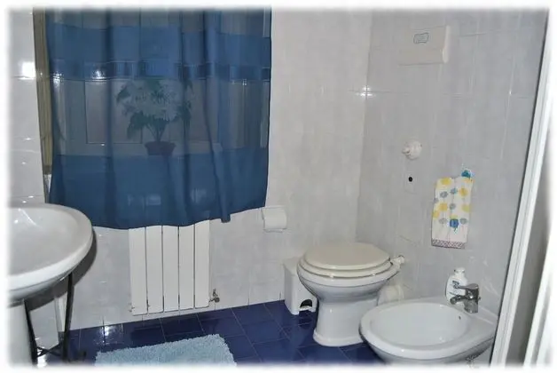 Basic Tek Büyük veya İki Ayrı Yataklı Oda, Birden Çok Yatak, Ortak Banyo