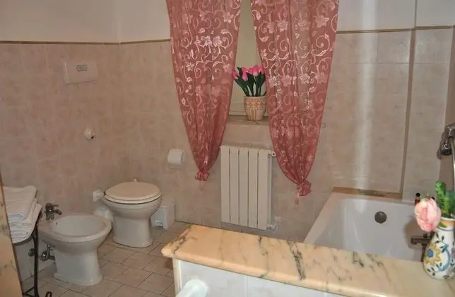 Basic Tek Büyük Yataklı Oda, 1 Çift Kişilik Yatak, Ortak Banyo