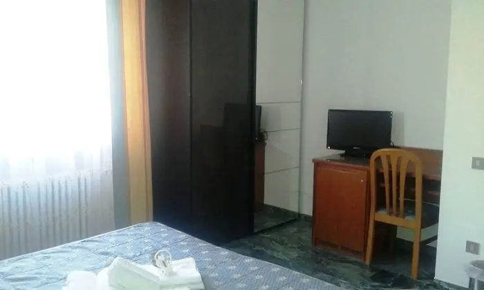 Tek Büyük veya İki Ayrı Yataklı Oda, Özel Banyo