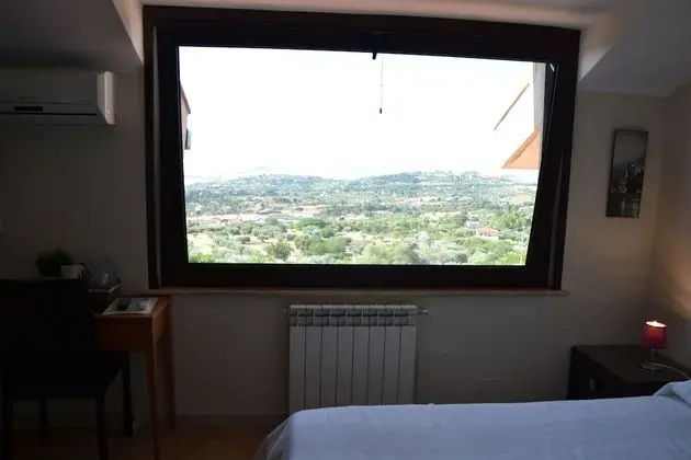 Comfort Tek Büyük veya İki Ayrı Yataklı Oda