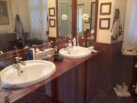 Tek Büyük veya İki Ayrı Yataklı Oda