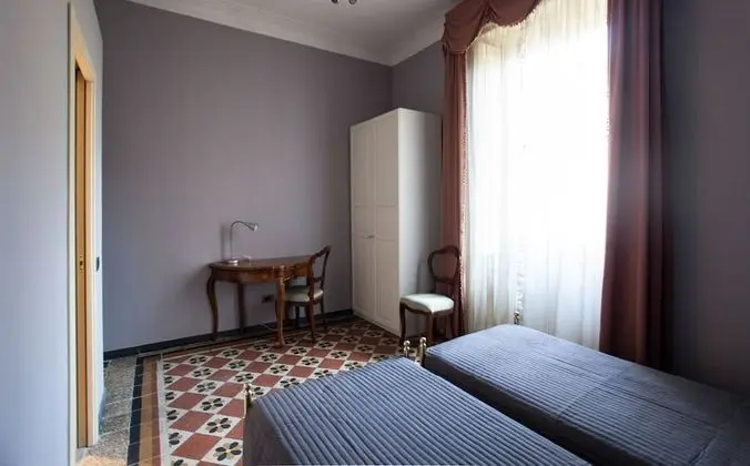 Tek Kişilik Oda, 1 Tek Kişilik Yatak