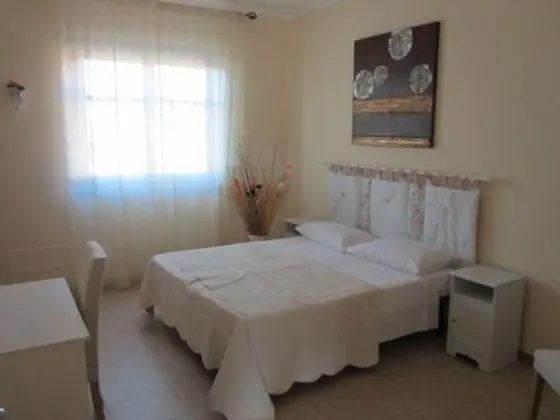 Tek Büyük veya İki Ayrı Yataklı Oda