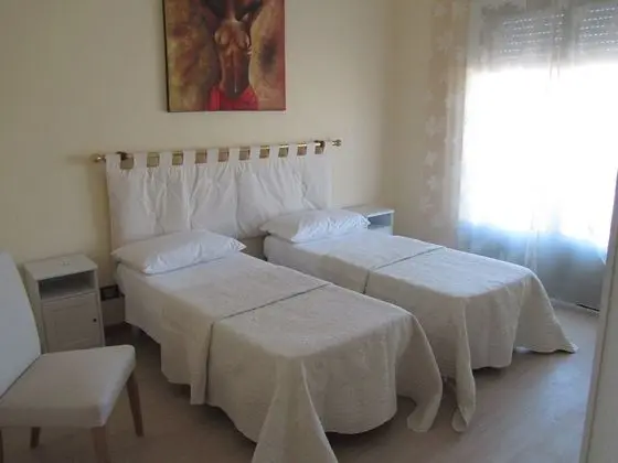 Tek Büyük veya İki Ayrı Yataklı Oda