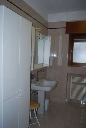 Tek Büyük veya İki Ayrı Yataklı Oda, Bahçe Manzaralı