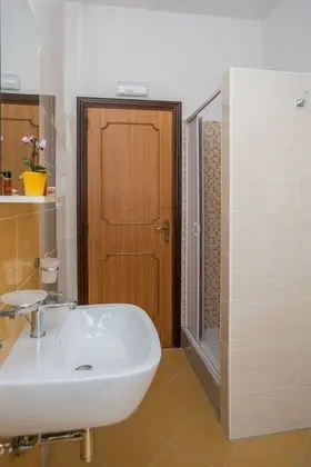 Tek Büyük Yataklı Oda, Özel Banyo (External)