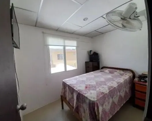Basic Oda, 1 Tek Kişilik Yatak, Sigara İçilmez, Avlu Manzaralı