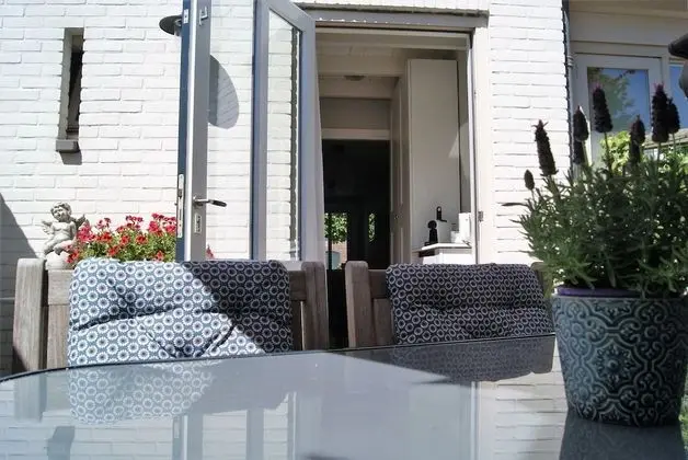 Comfort Tek Büyük veya İki Ayrı Yataklı Oda, Veranda, Bahçe Manzaralı