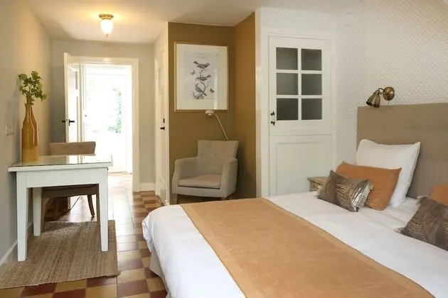 Comfort Tek Büyük veya İki Ayrı Yataklı Oda, Veranda, Bahçe Manzaralı