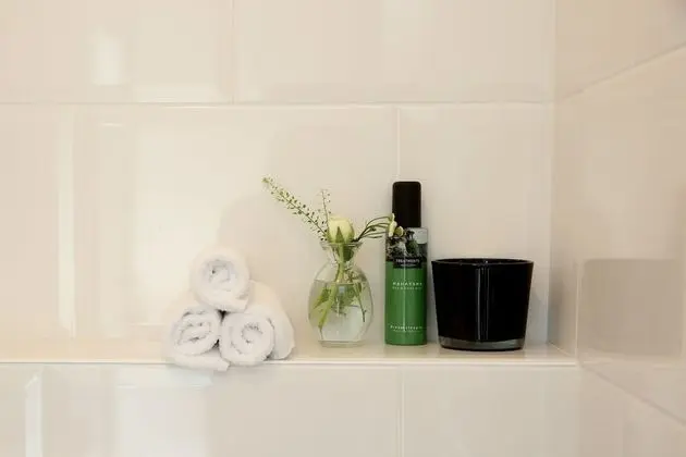 Comfort Tek Büyük veya İki Ayrı Yataklı Oda, Veranda, Bahçe Manzaralı