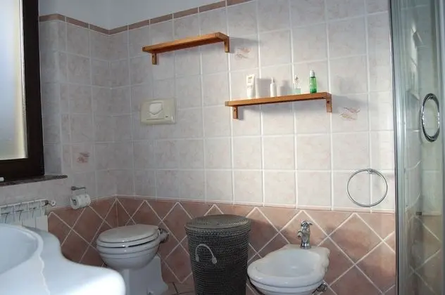 Tek Büyük Yataklı Oda (Private External Bathroom)