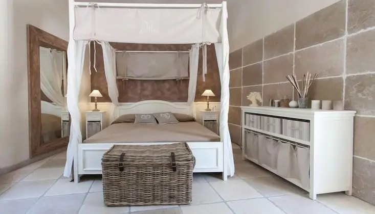 Tek Büyük Yataklı Oda (Toledo)