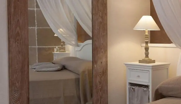 Tek Büyük Yataklı Oda (Toledo)